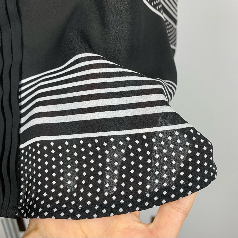 Chico’s Black & White Striped Tank Top Blouse Lightweight Sheer L - Picture 3 of 11